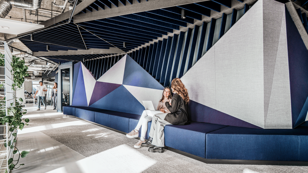 Waarom wordt er gekozen voor akoestische interieuroplossingen?